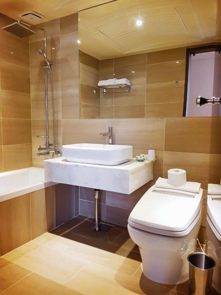 Benikea Starhills Hotel บูอัน ภายนอก รูปภาพ