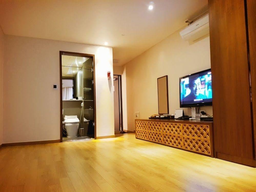 Benikea Starhills Hotel บูอัน ภายนอก รูปภาพ