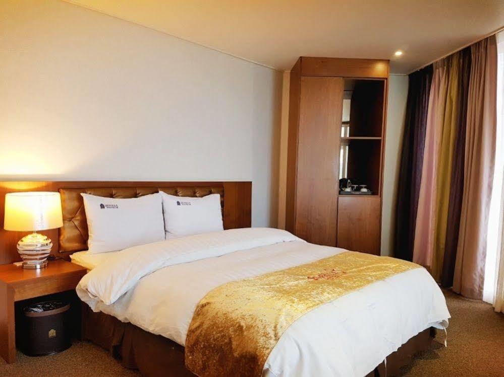 Benikea Starhills Hotel บูอัน ภายนอก รูปภาพ